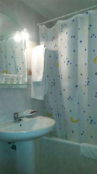 Hostal Residencia Taray Сеговия Экстерьер фото